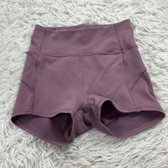 Lululemon In Movement Short *Everlux 2.5" Figue - Picture 1 of 4
